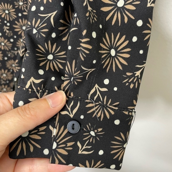 Womance Atelier oversized dark floral buttons down shirt - Picture 8 of 10